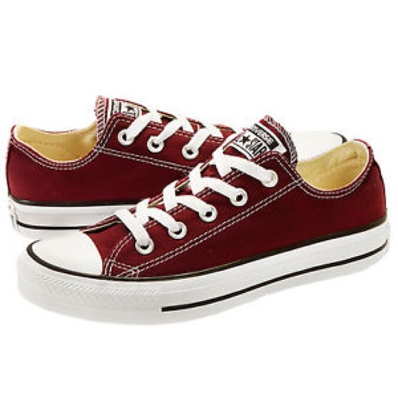 Converse Shoes - Converse All Stars in the color burgundy